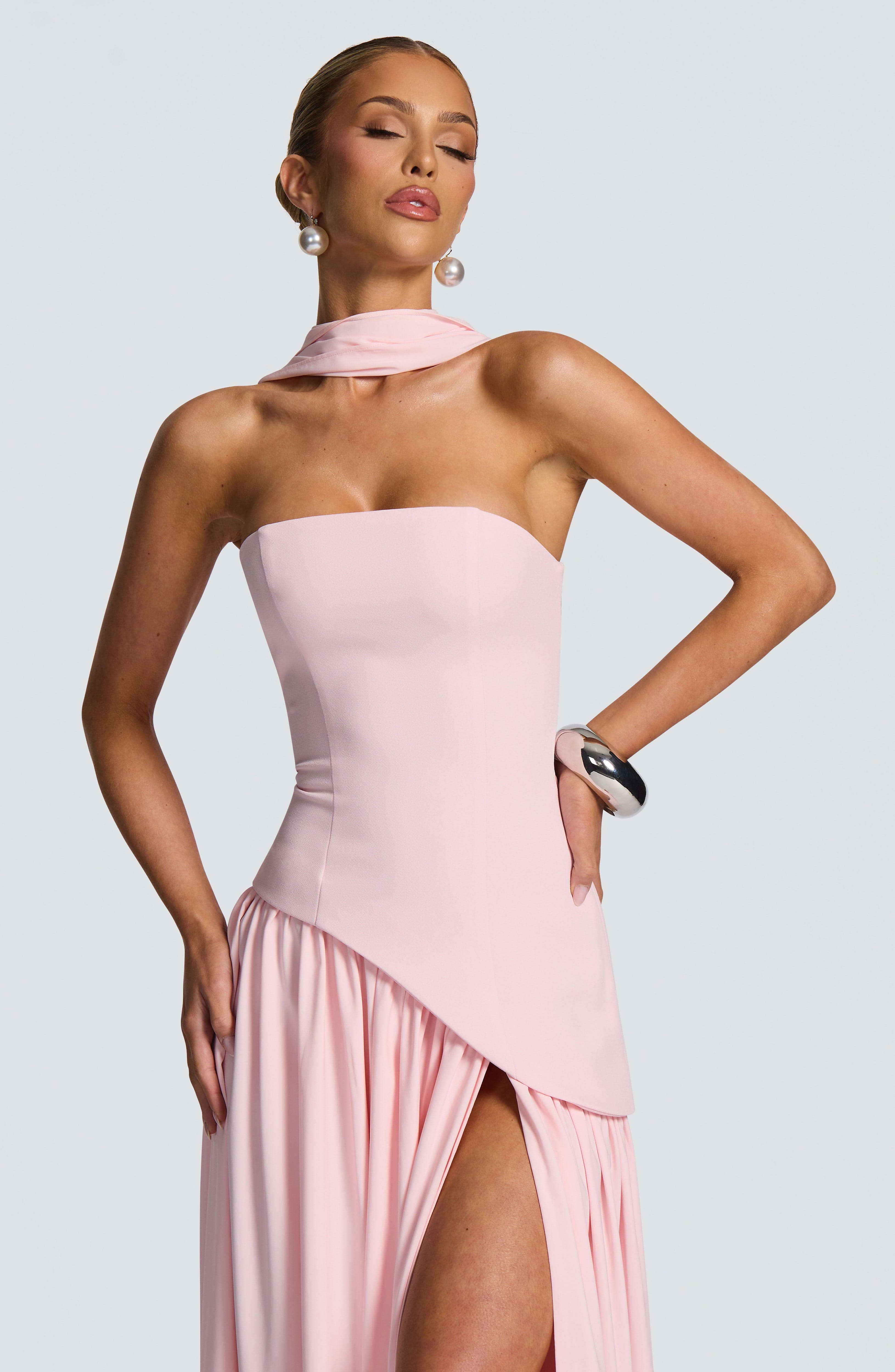 Maliyah Maxi Dress - Blush Dress Babyboo Fashion Premium Exclusive Design