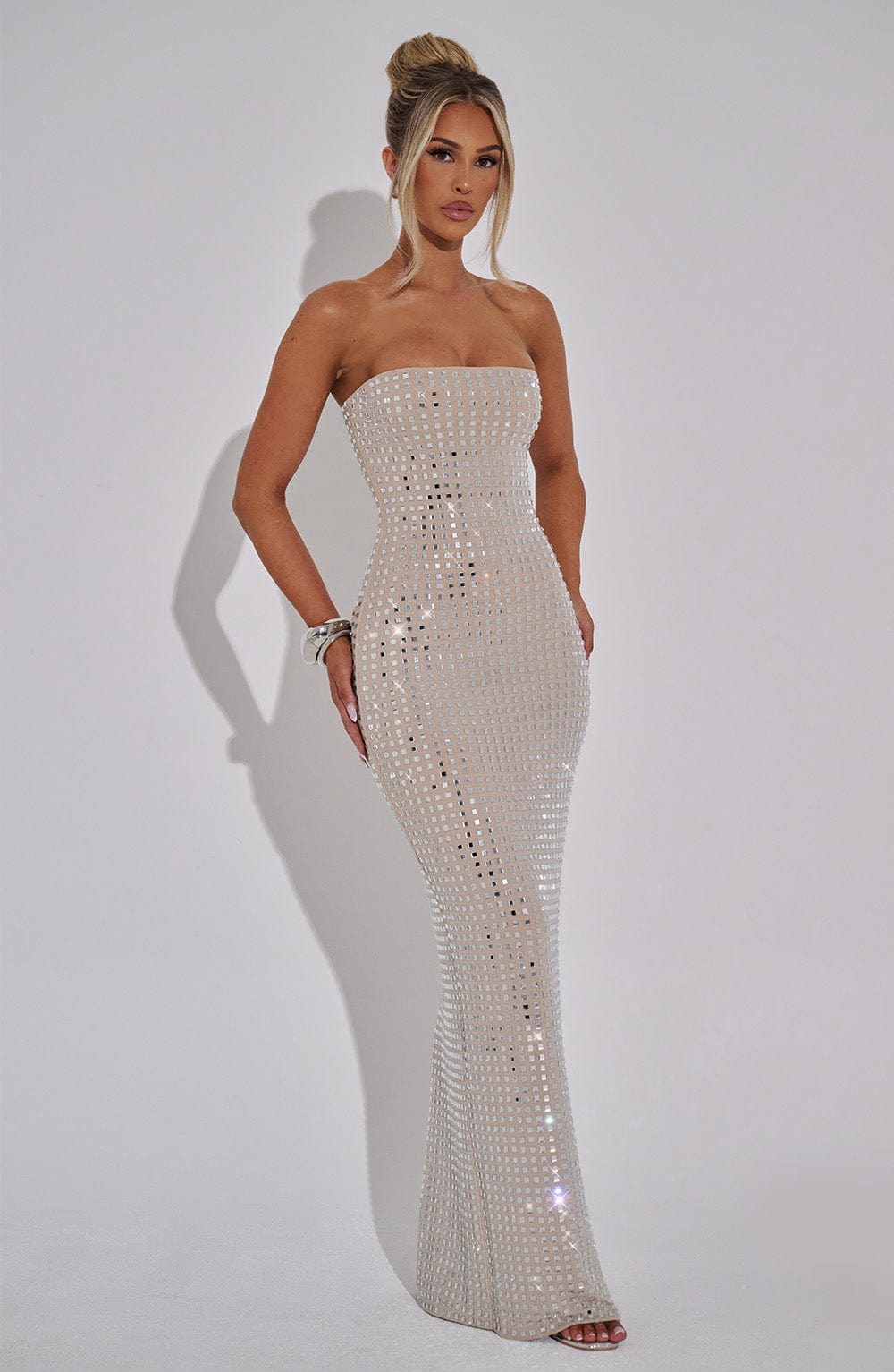 Neriah Maxi Dress - Nude Dress Babyboo Fashion Premium Exclusive Design